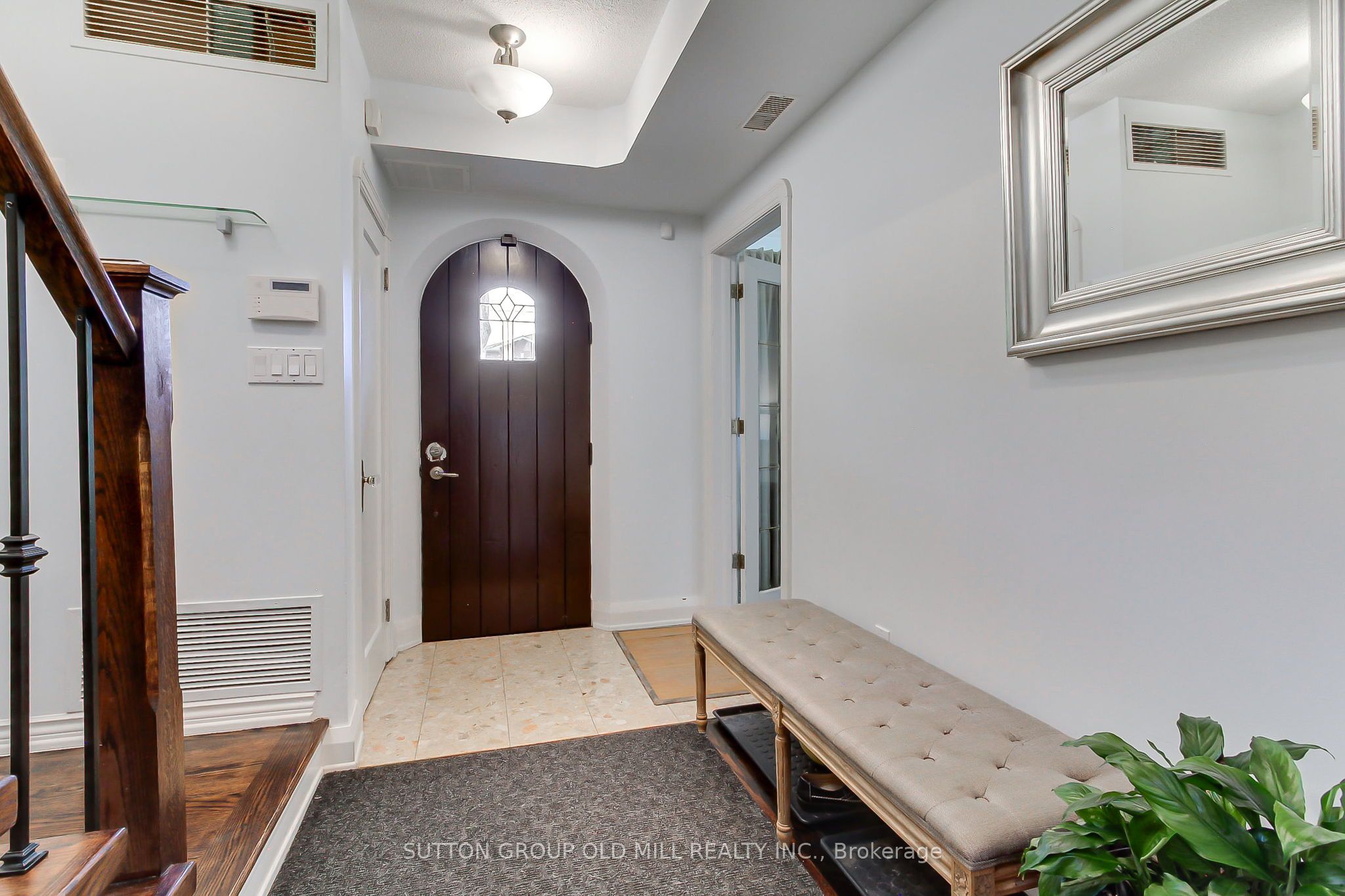 8 Lockheed Boulevard, Toronto, ON, M9P 2H6 photo 3