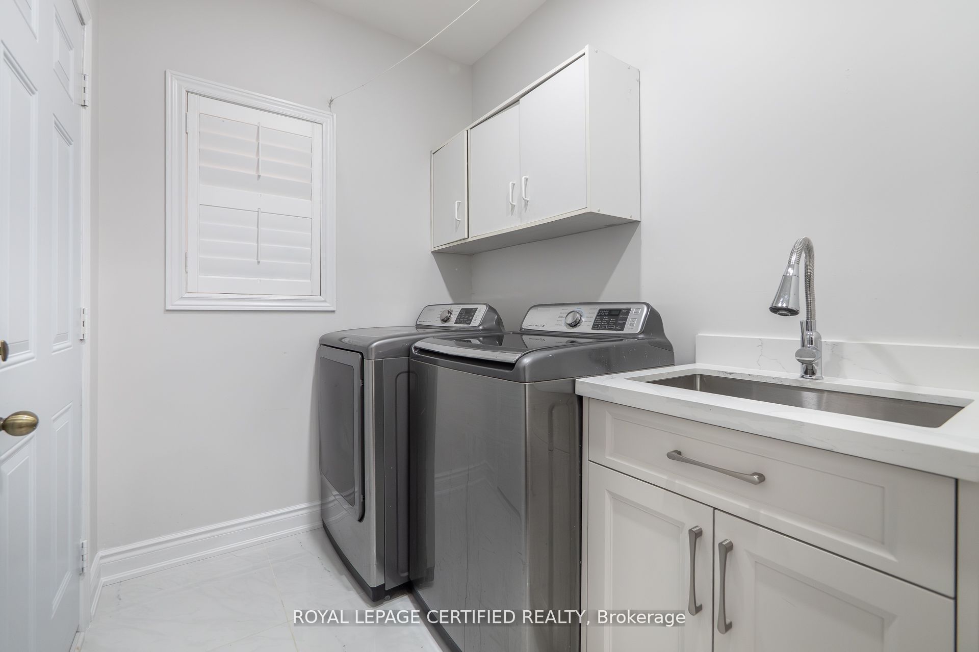 Additional image 6 of 643 Garden Walk, Mississauga, ON, L5W 1V9