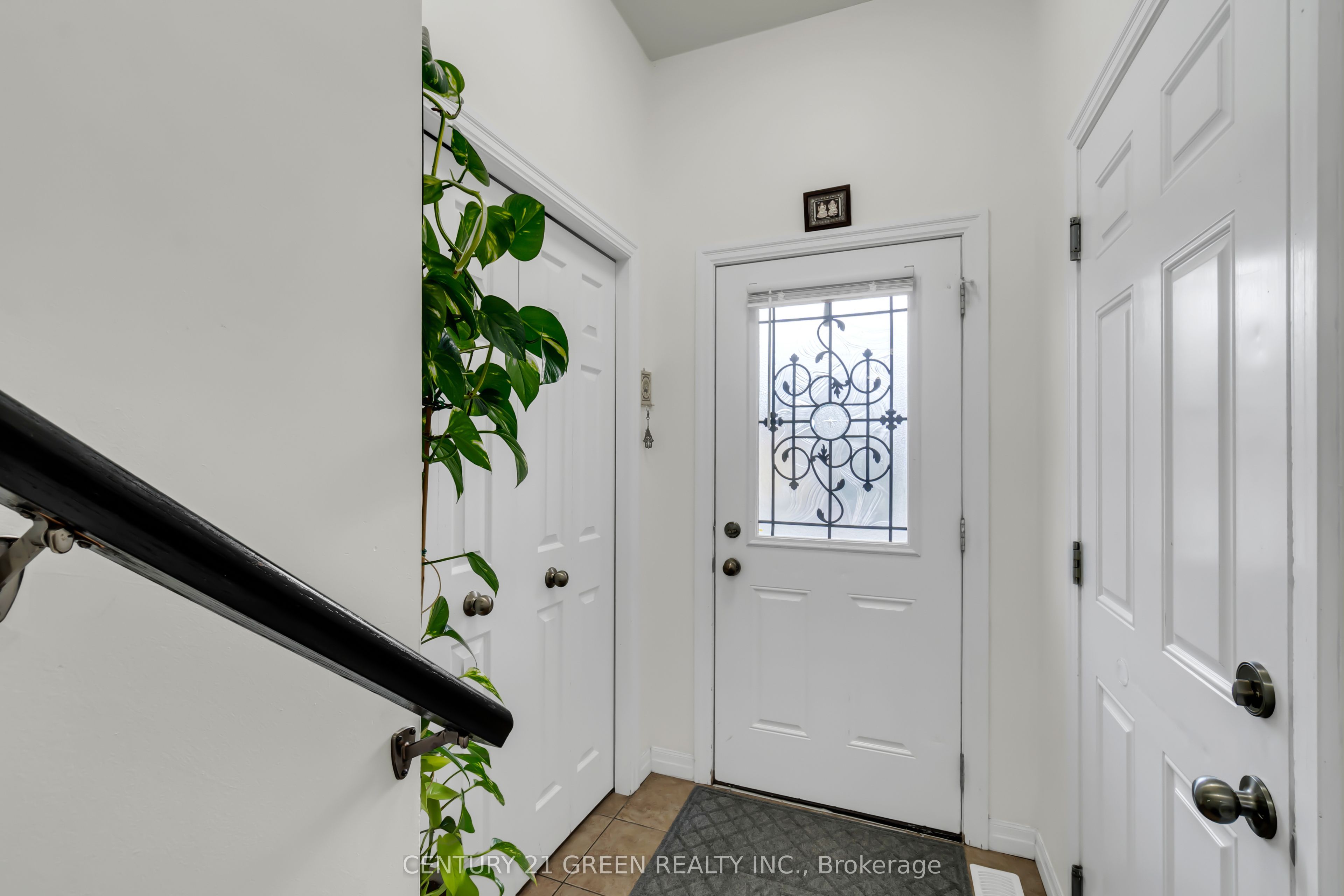 54 Rockcliffe Drive, Kitchener, ON, N2R 1W5 photo 4