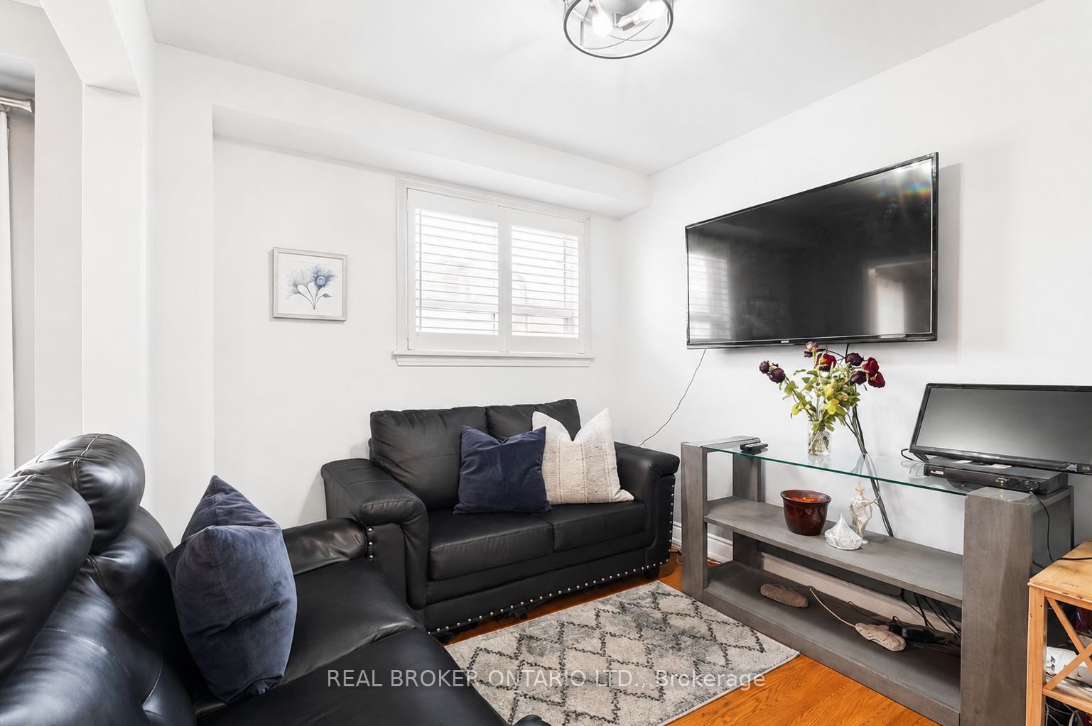 Additional image 6 of 3106 Redbank Crescent, Mississauga, ON, L4T 1V1