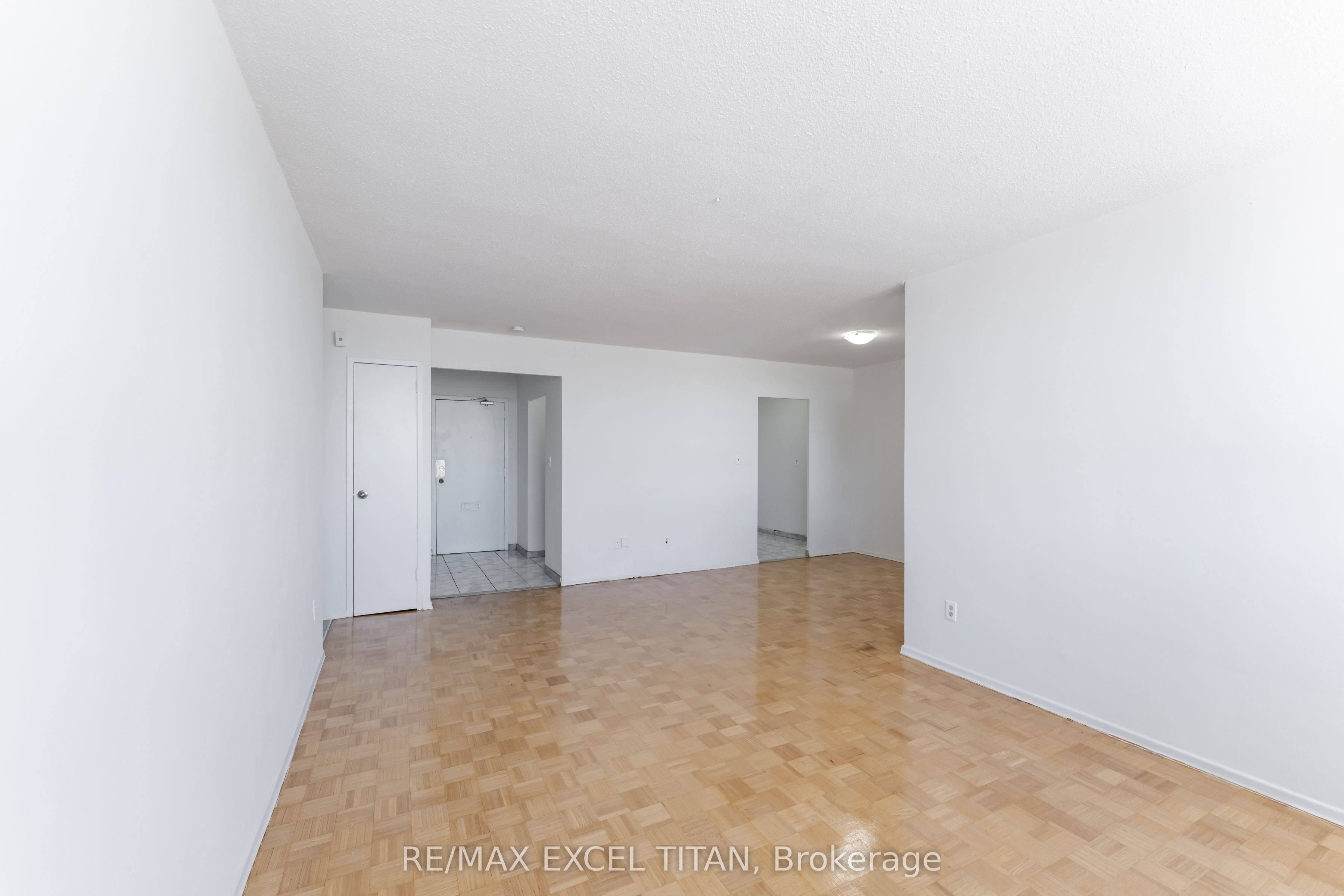 Additional image 5 of 611-1385 Midland Avenue, Toronto, ON, M1P 3B8