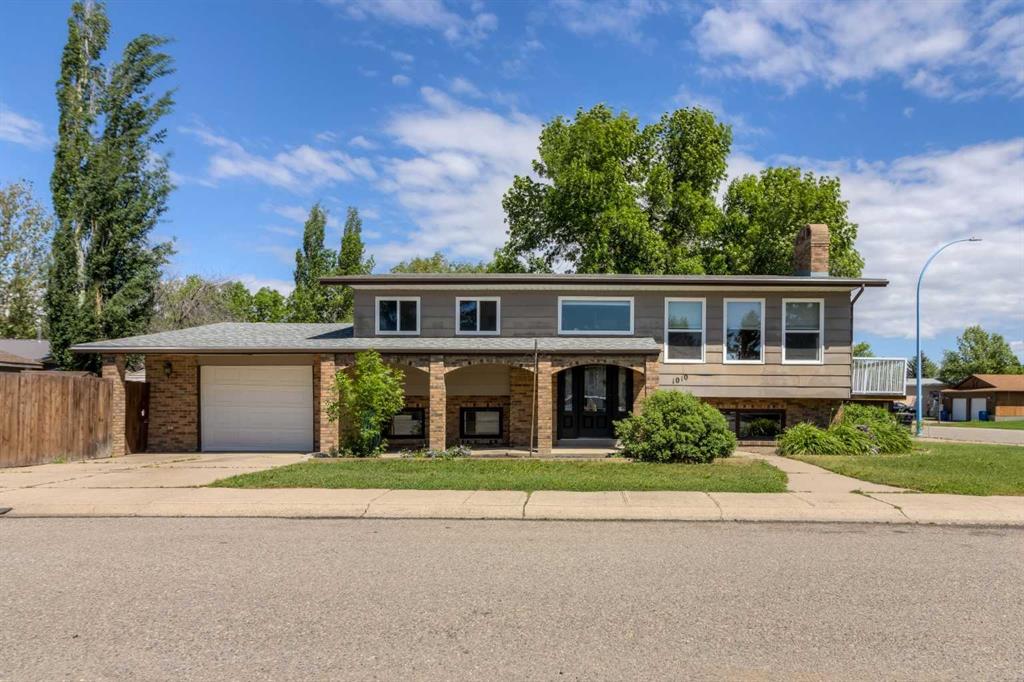 1010 22 Avenue, Coaldale, AB, T1M 1B6