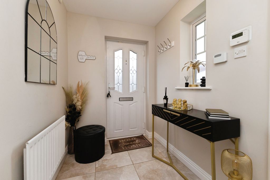 Additional image 2 of 4 bed detached house for saleTrevose Close, Redcar TS10