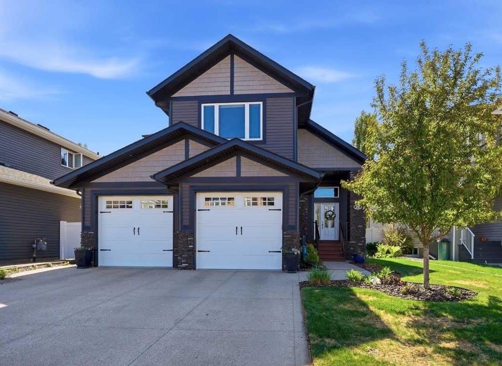 22 Vienna Close, Red Deer, AB, T4R 0P1