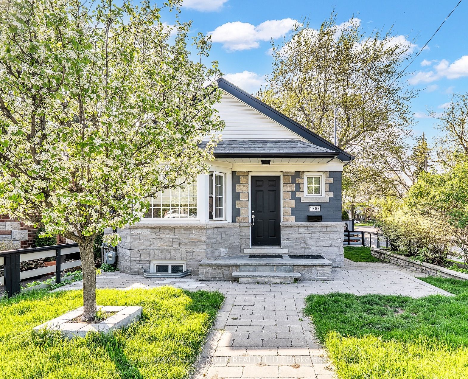 1306 Kingston Road, Toronto, ON, M1N 1P5 photo 2