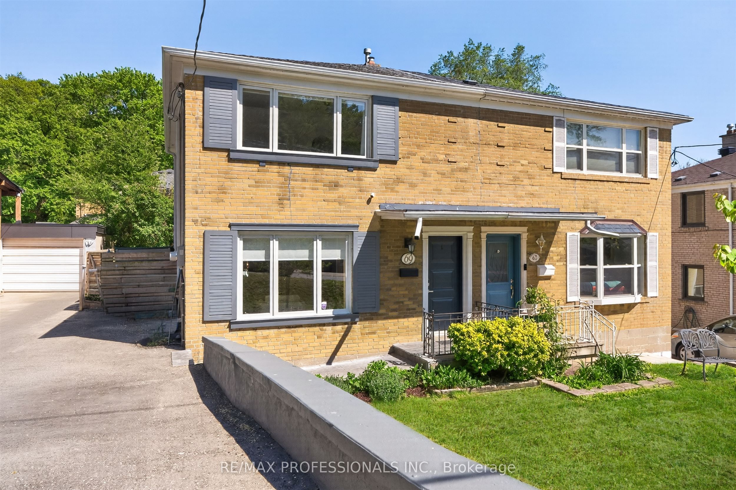 69 Skylark Road, Toronto, ON, M6S 4M5 photo 2