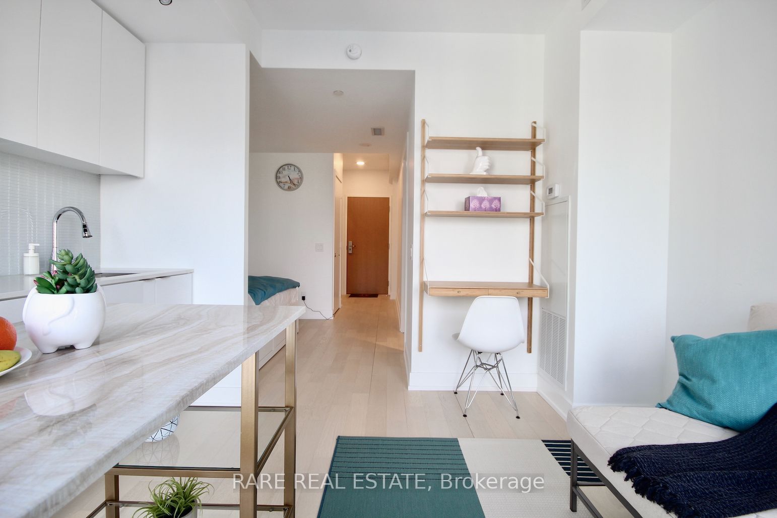 2108-7 Grenville Street, Toronto, ON, M4Y 1X3 photo 4