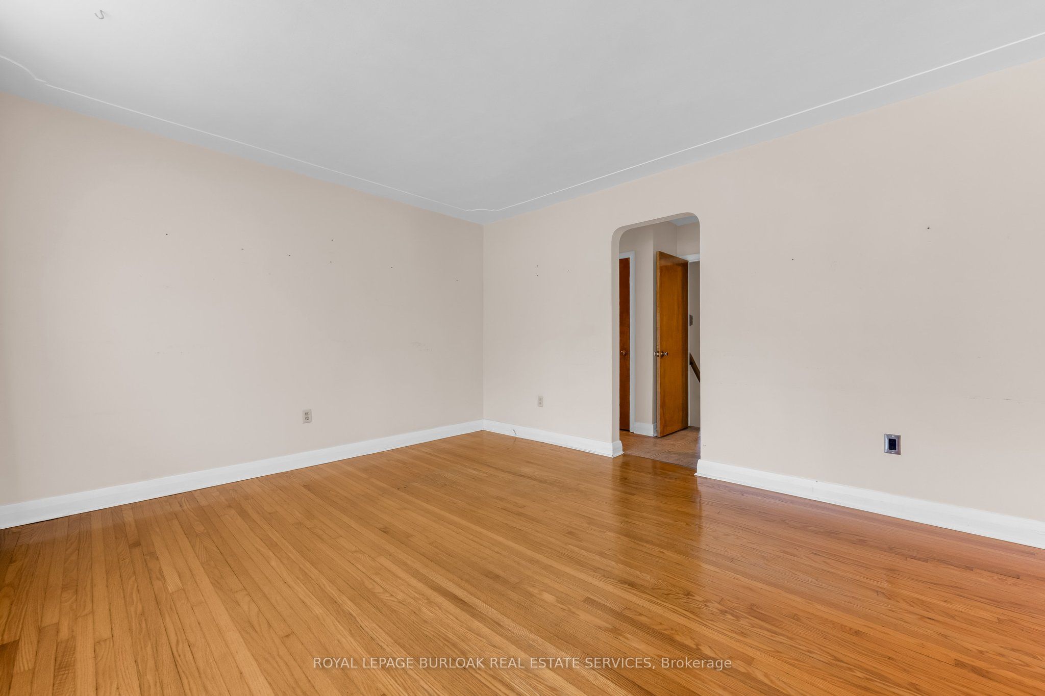 234-236 Pine Cove Road, Burlington, ON, L7N 1W2 photo 4