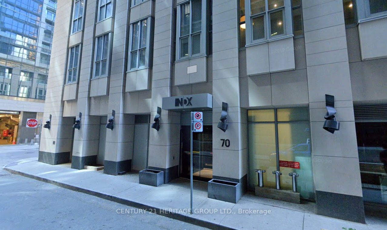 4802-70 Temperance Street, Toronto, ON, M5H 0B1 photo 2