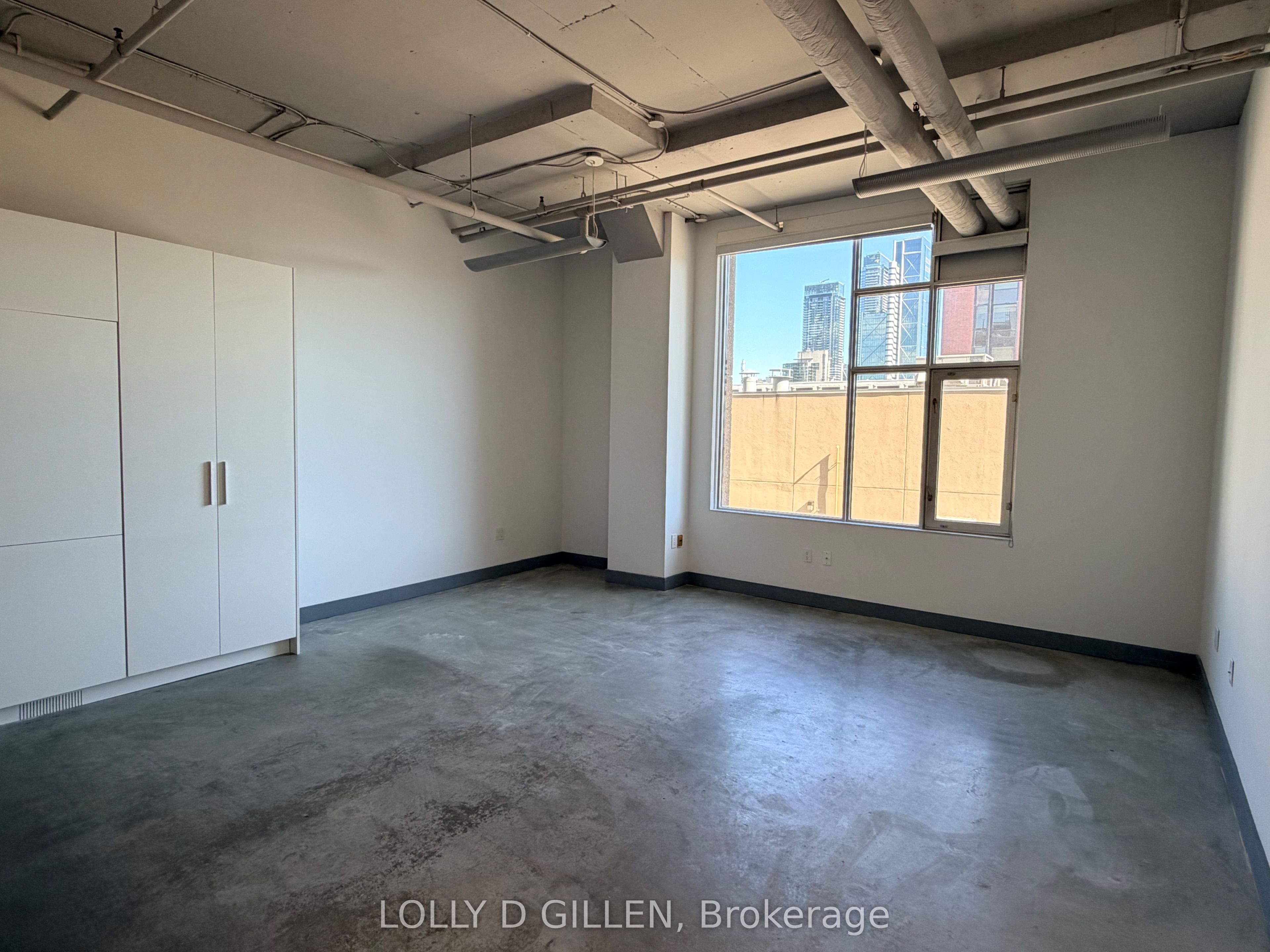 Additional image 4 of 704-477 Richmond Street W, Toronto, ON, M5V 3E7