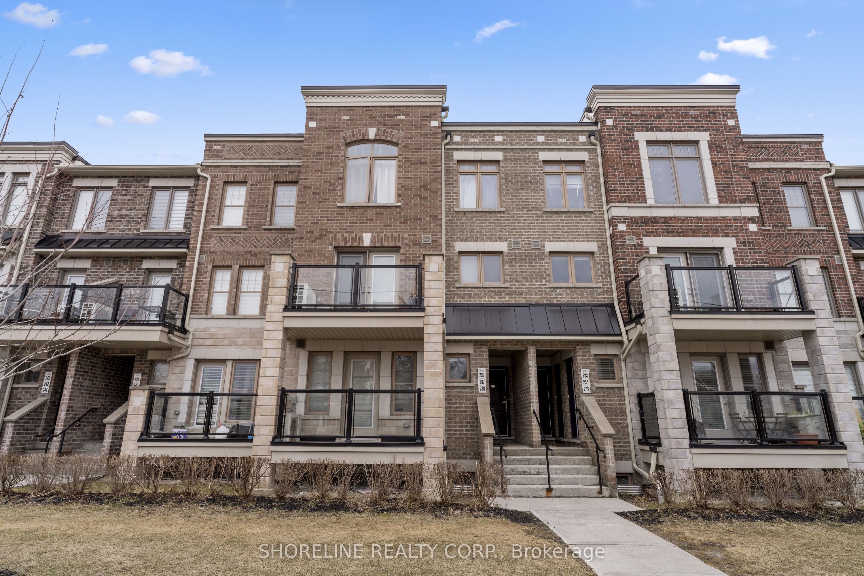 238-2355 Sheppard Avenue W, Toronto, ON, M9M 0B5