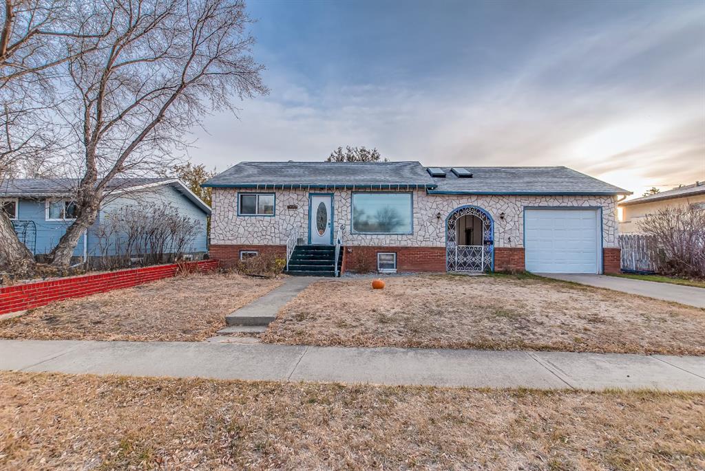 Additional image 2 of 219 4 Street SE, Redcliff, AB, T0J 2P0