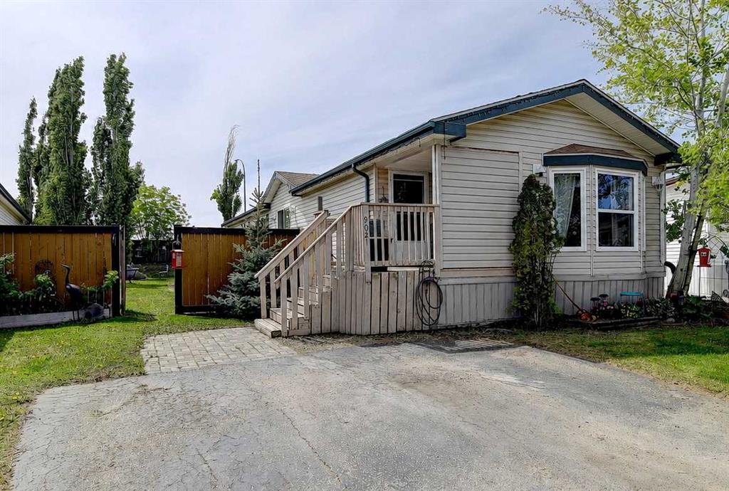 9021 85 Avenue, Grande Prairie, AB, T8X 0A8