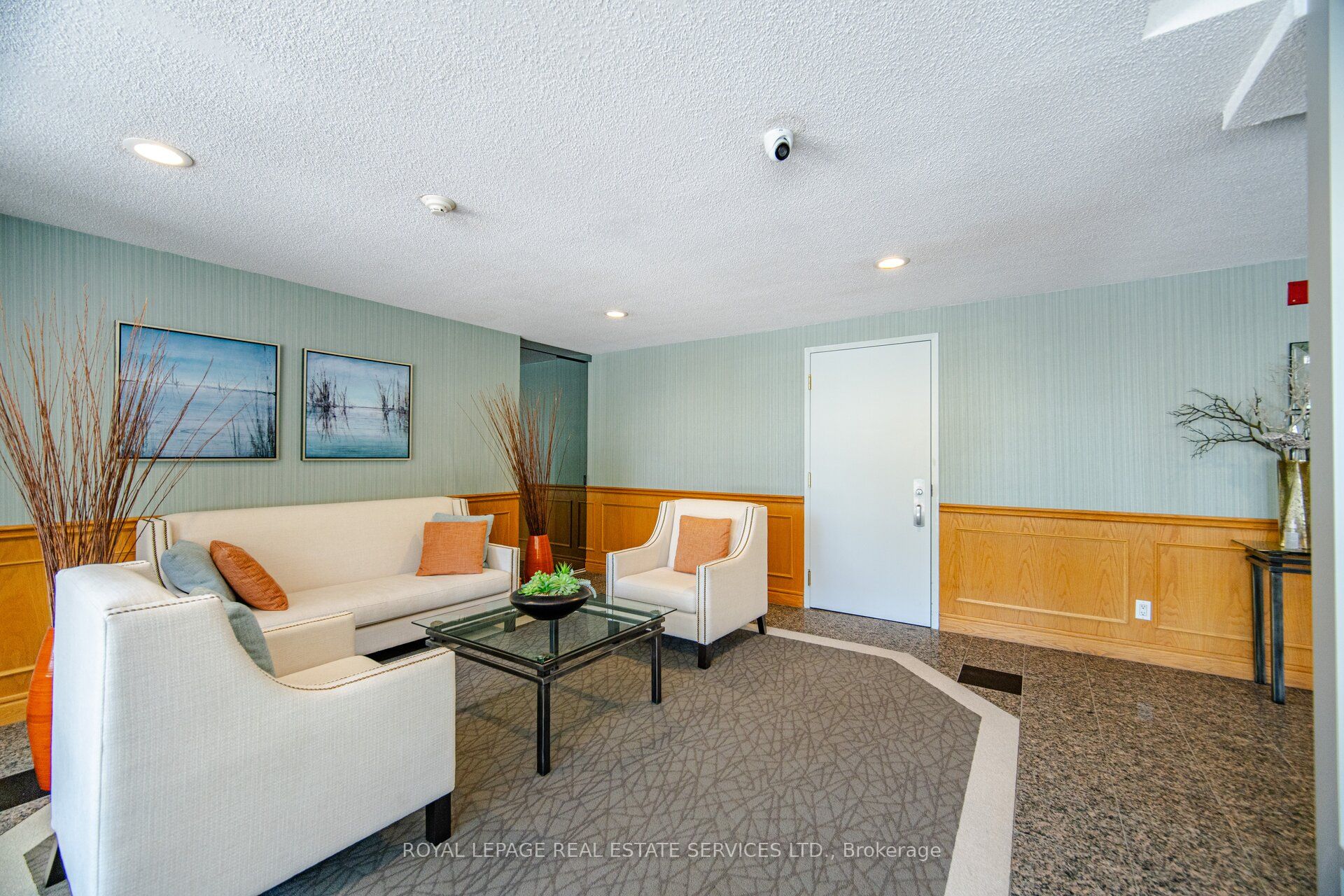 Additional image 5 of PH403-30 Anglesey Boulevard, Toronto, ON, M9A 3B5
