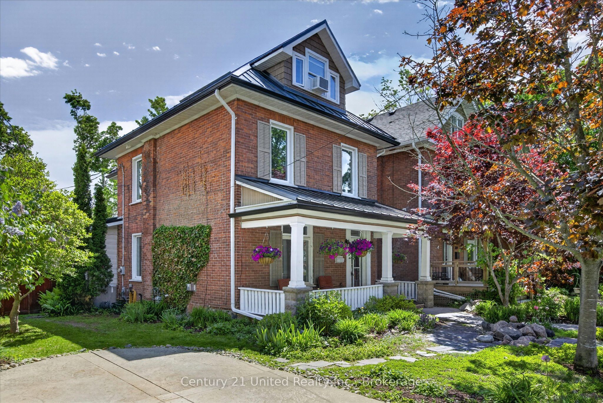 587 Gilmour Street, Peterborough, ON, K9H 2K3