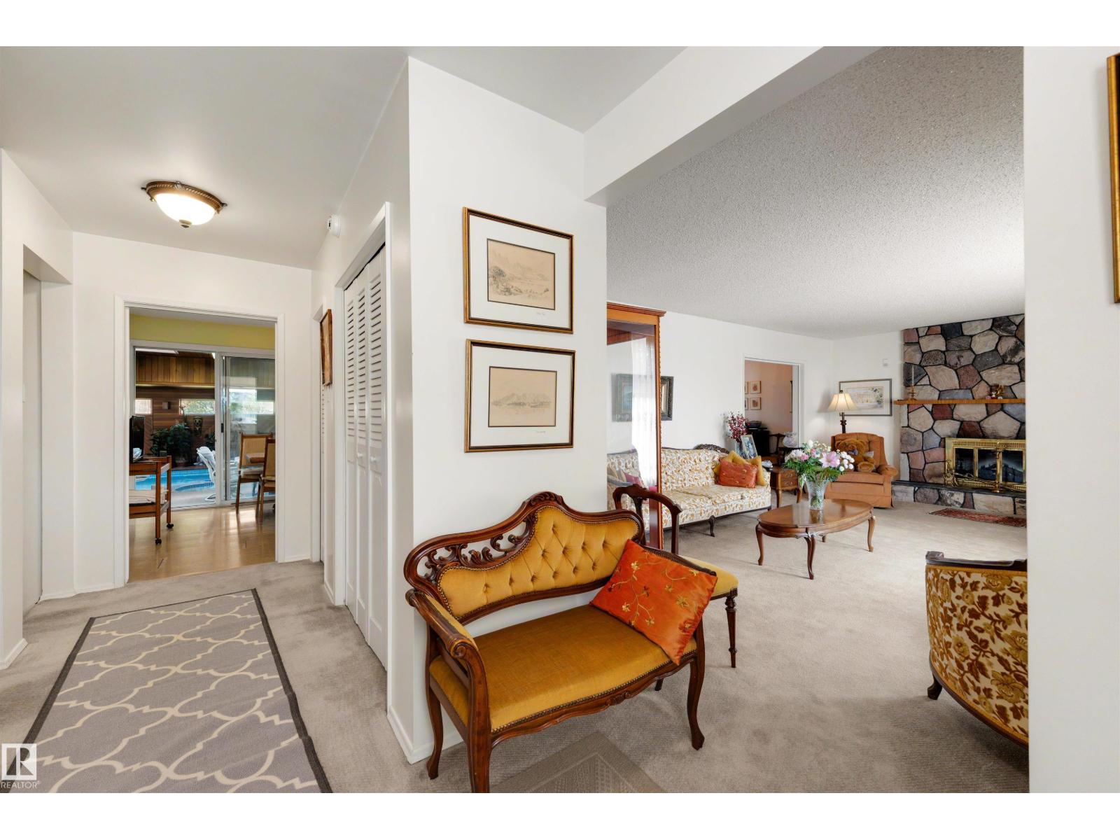 13504 81 Avenue NW, Edmonton, AB, T5R3N5 photo 3