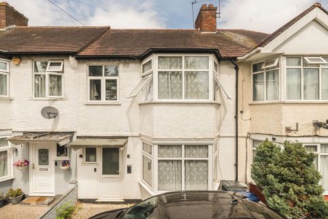 Sudbury Heights Avenue, Greenford UB6