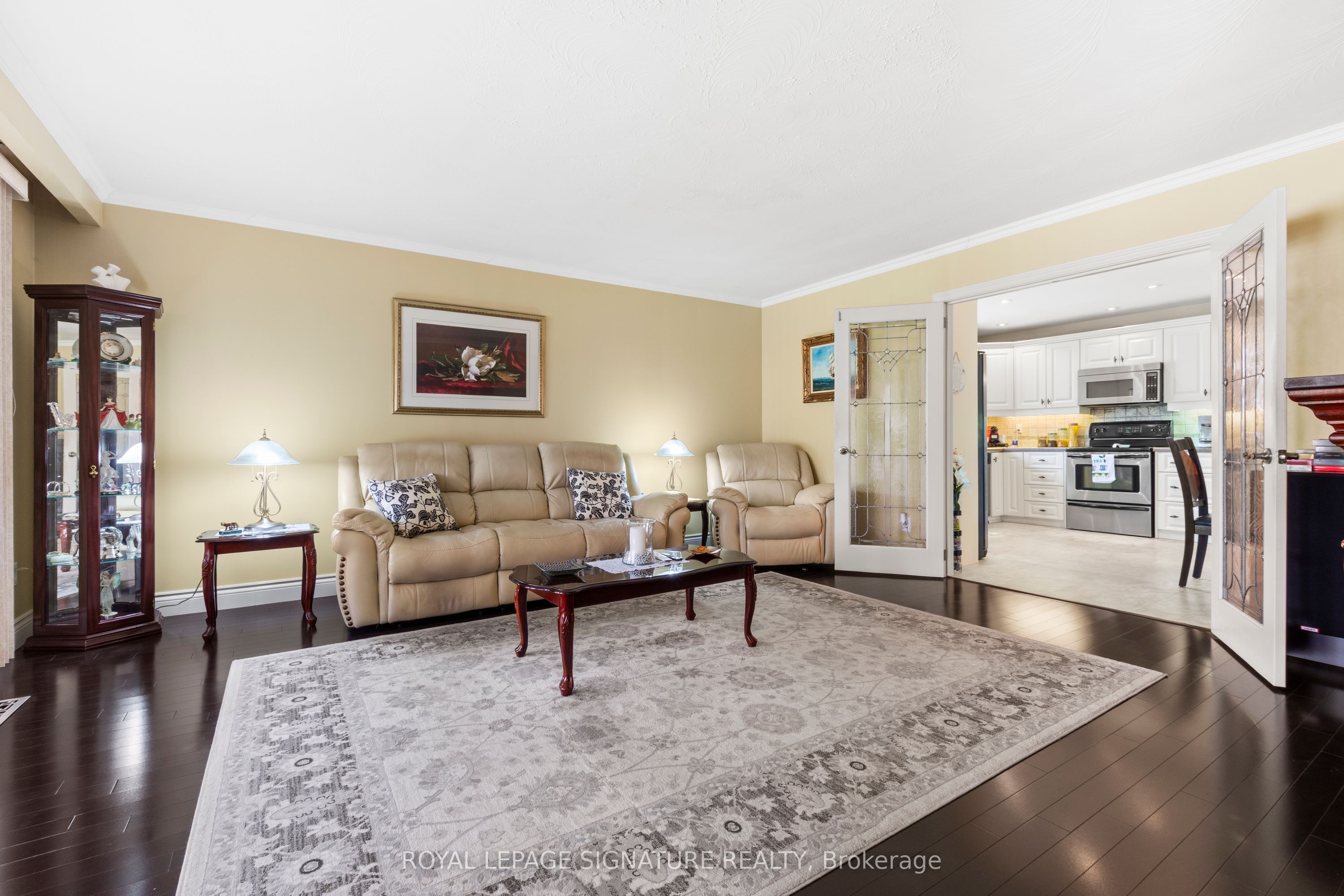 58 Centennial Parkway S, Hamilton, ON, L8G 2C5 photo 4