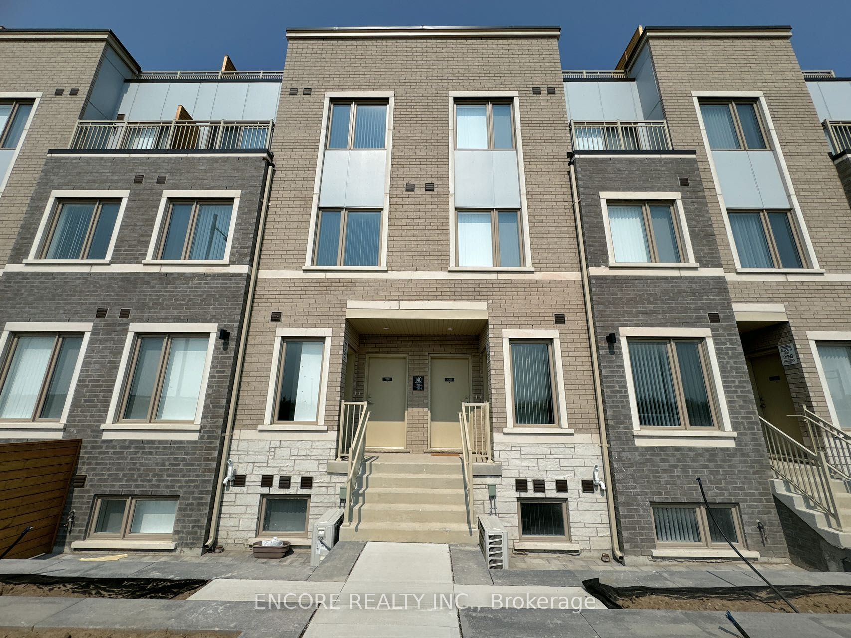 286-140 Honeycrisp Crescent, Vaughan, ON, L4K 0N7