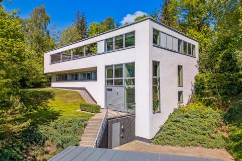 Kilmardinny Avenue, Bearsden G61