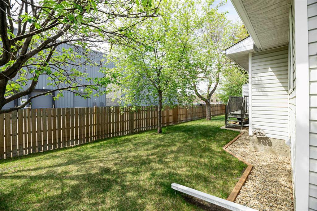 59-2816 Botterill Crescent, Red Deer, AB, T4R 2H7 photo 3