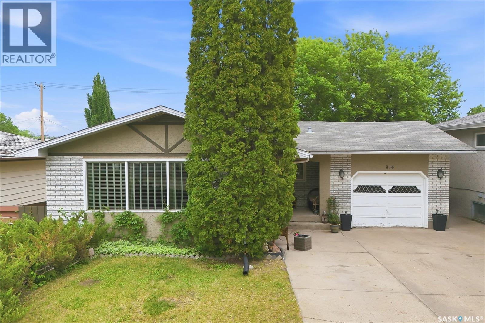 914 Trotter Crescent, Saskatoon, SK, S7L3R1