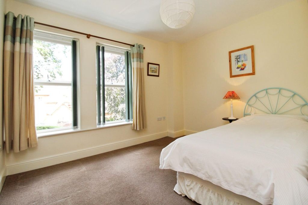 3 bed flat for saleLocker Lane, Ripon HG4 photo 5