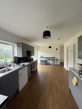143 Room 6, De Montfort Way, Coventry CV4, Room to rent