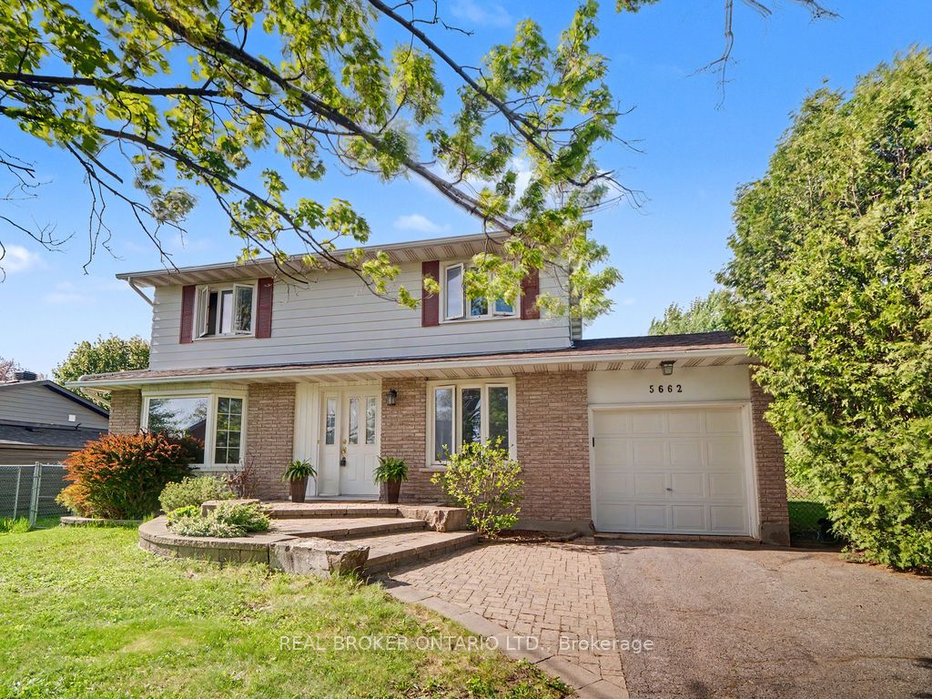 5662 South Island Park Drive, Ottawa, ON, K4M 1J3