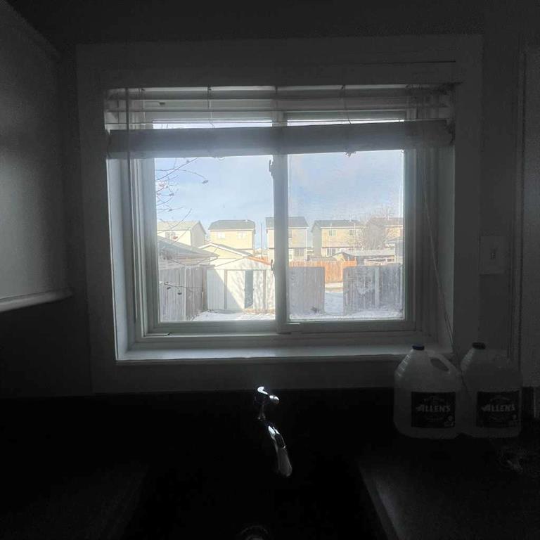 140 Martindale Boulevard NE, Calgary, AB, t3j2x5 photo 3
