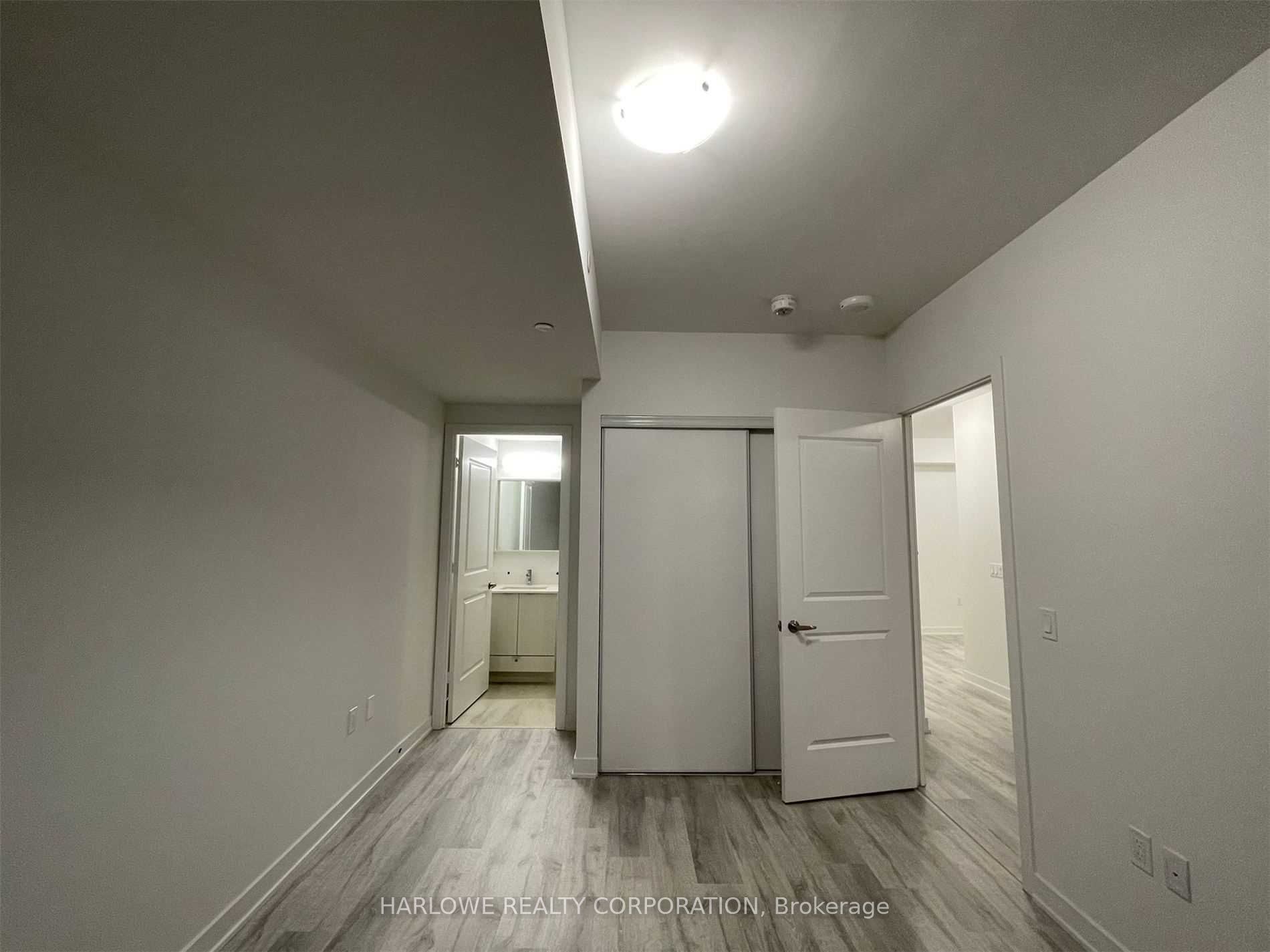 Additional image 4 of 703-4655 Metcalfe Avenue, Mississauga, ON, L5M 0Z7