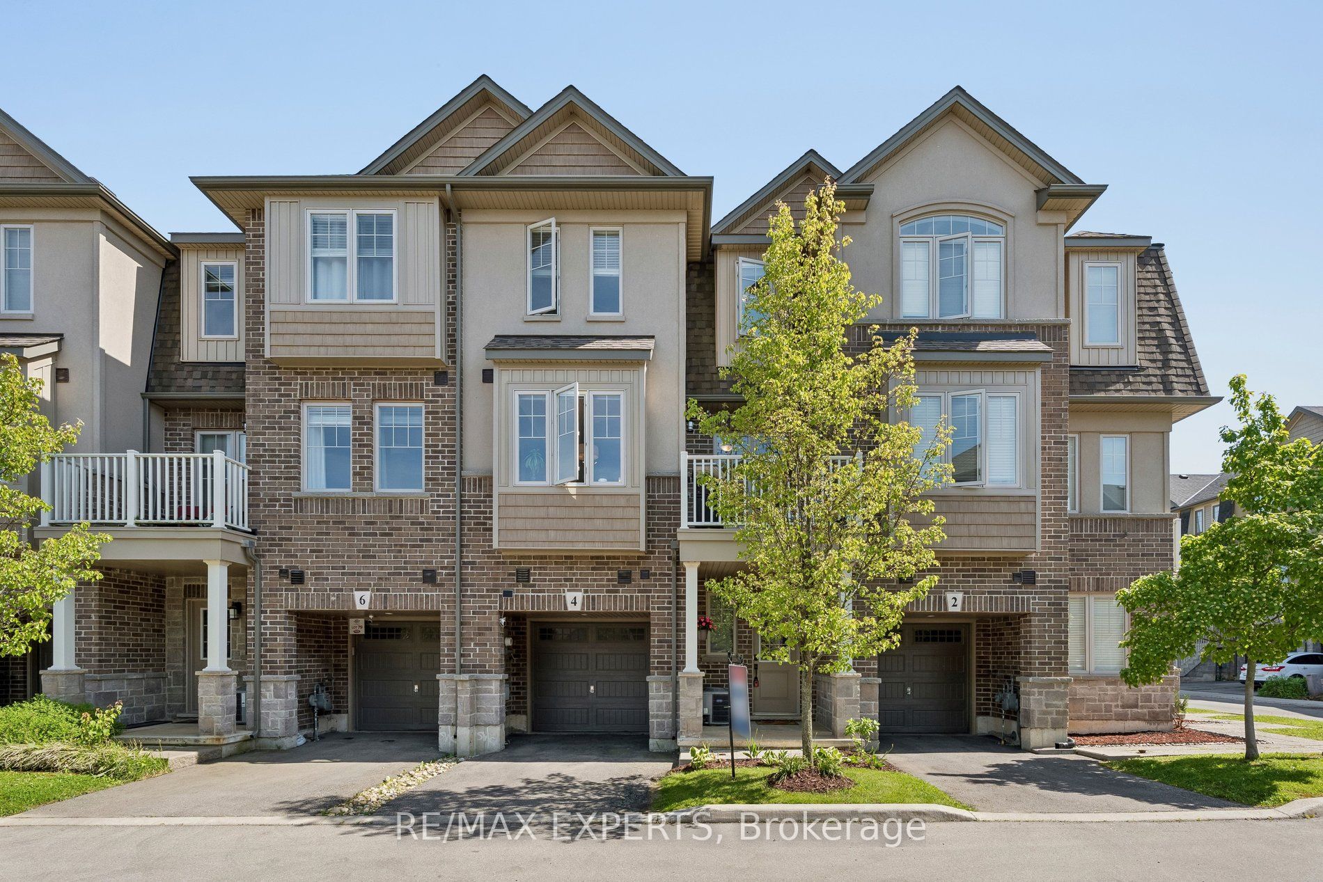 4 Groom Lane, Hamilton, ON, L9K 0K1