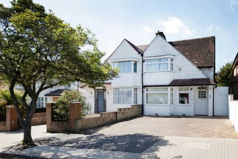 The Vale, Golders Green NW11