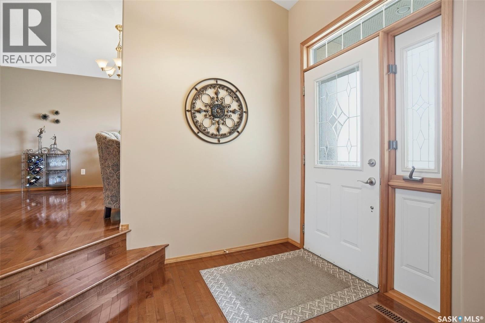 211 Brookmore Lane, Saskatoon, SK, S7V1C1 photo 2