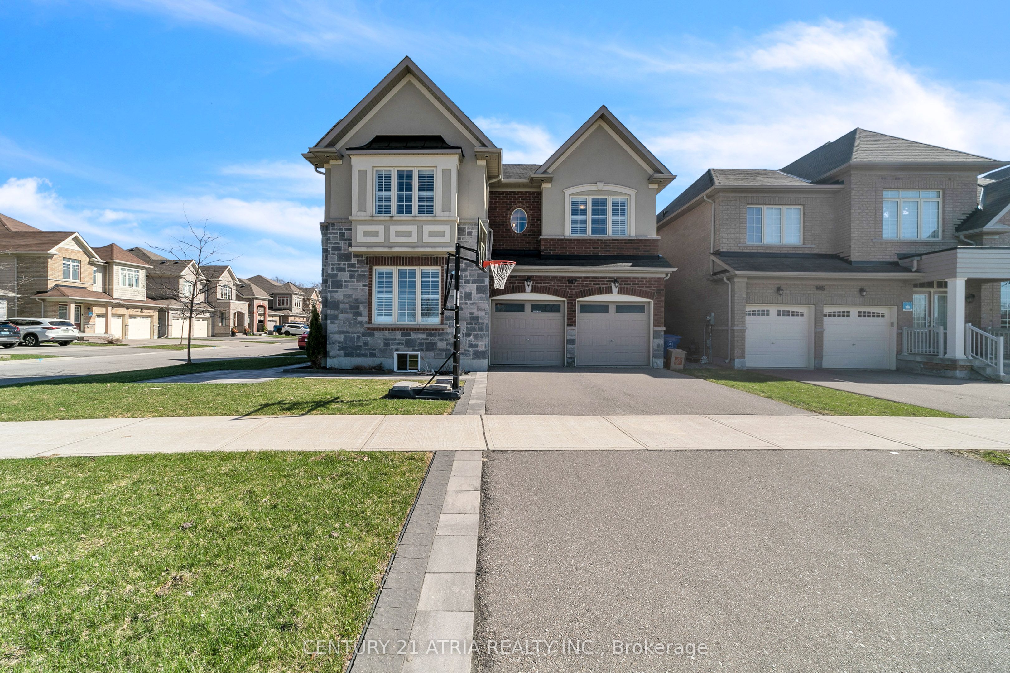 147 Joe Dales Drive, Georgina, ON, L4P 3E9 photo 2