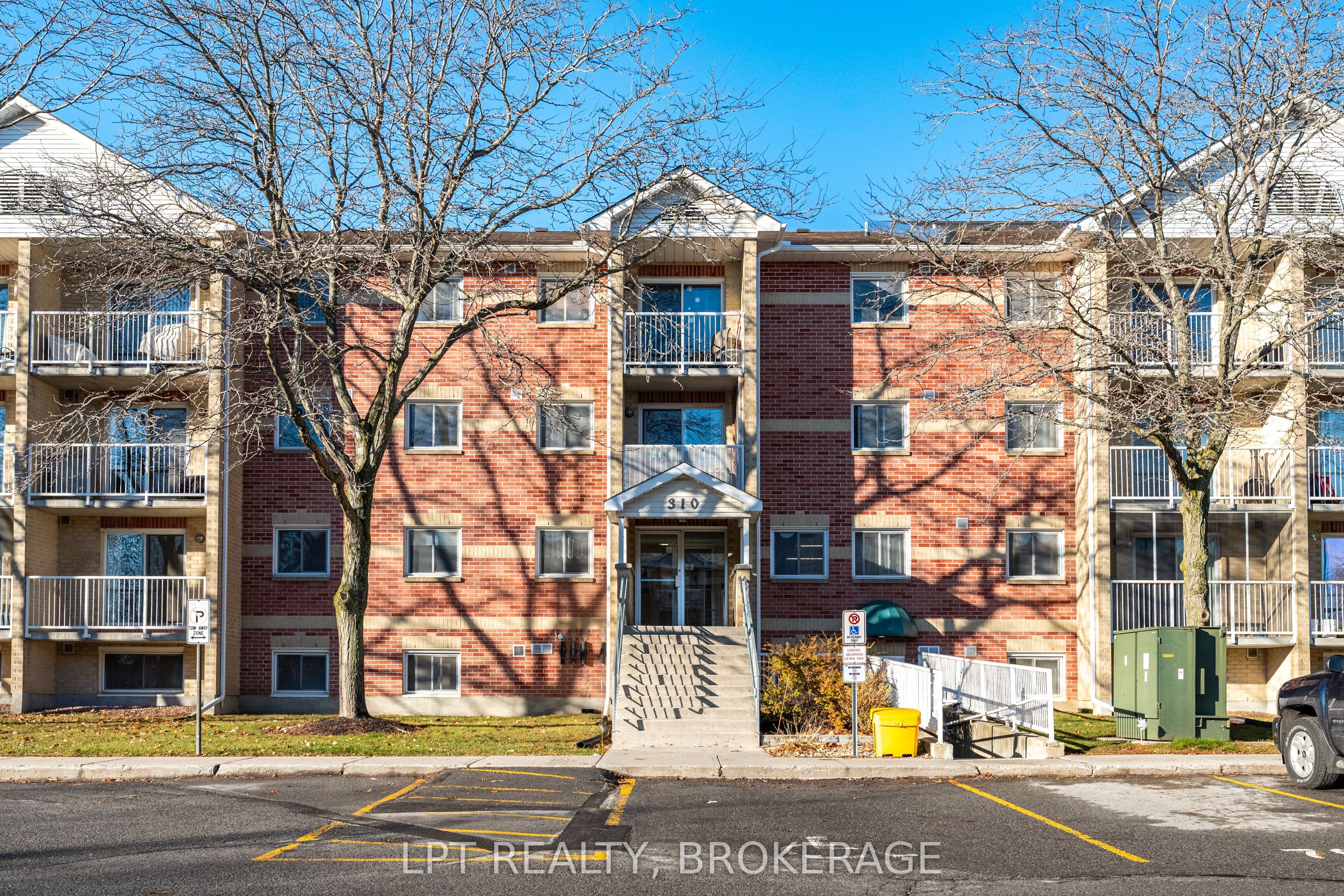 107-310 Kingsdale Avenue, Kingston, ON, K7M 8S1