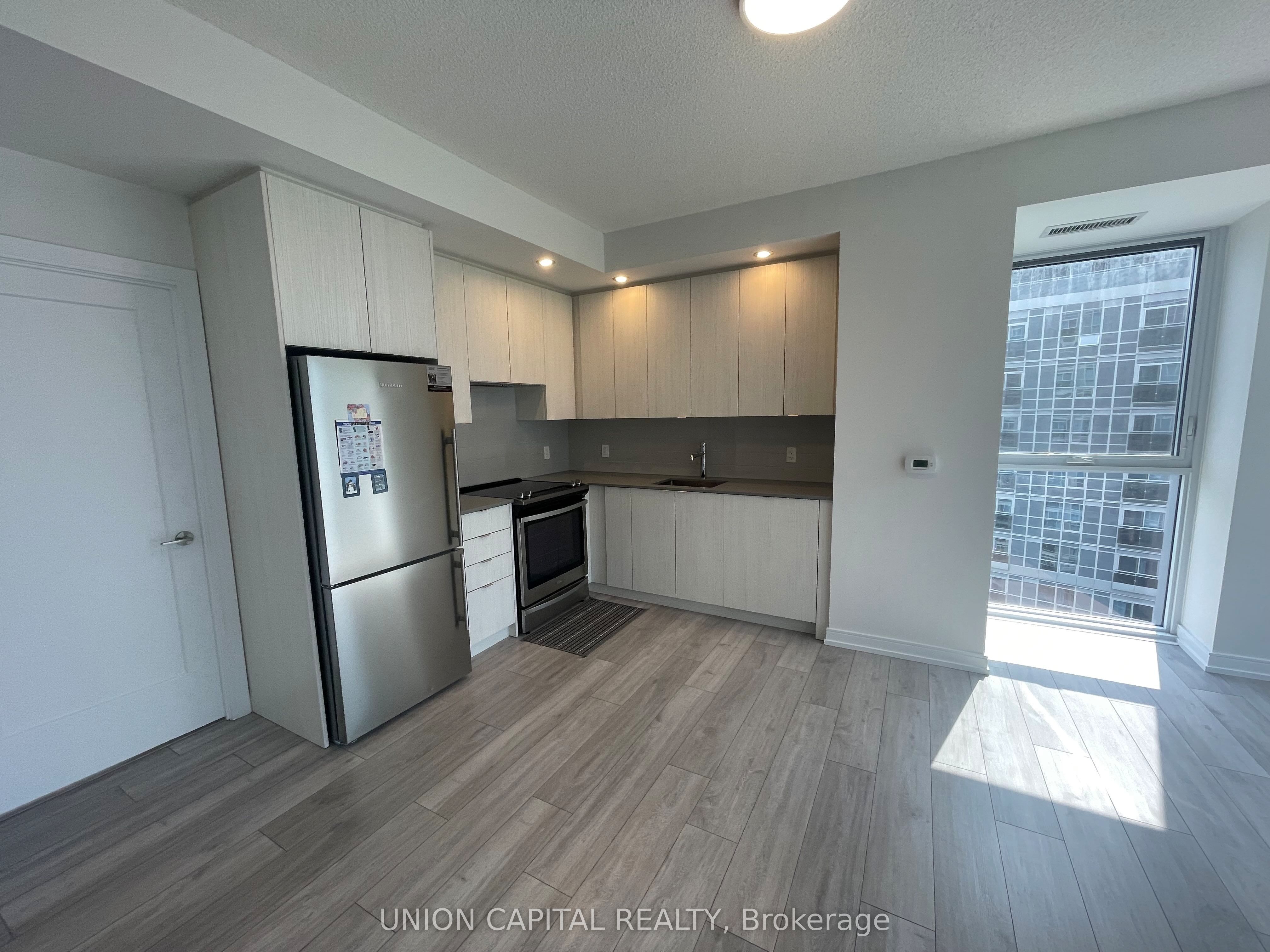 Additional image 5 of 2803-225 Village Green Square, Toronto, ON, M1S 0N4