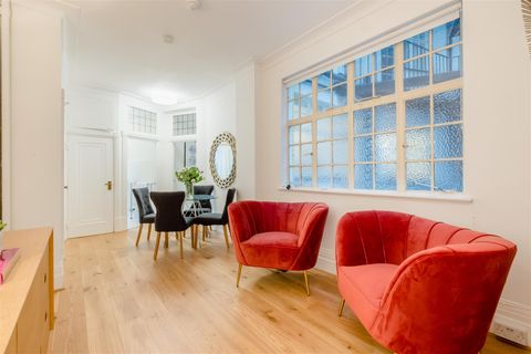 Park Road, London NW8