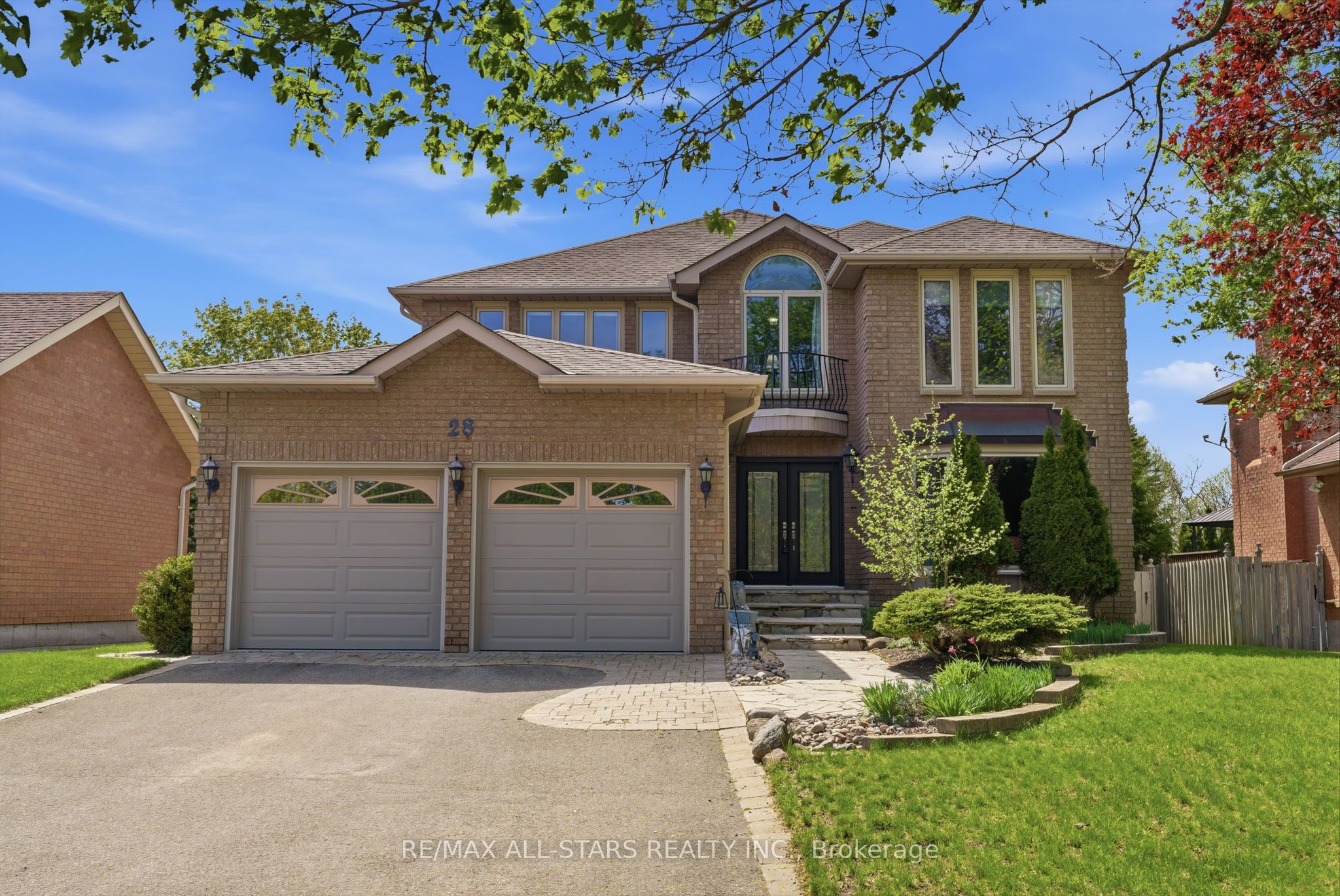 28 Testa Road, Uxbridge, ON, L9P 1M2