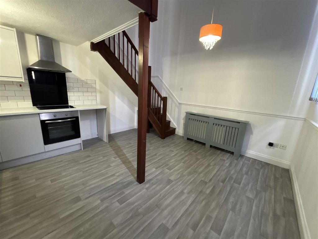 Additional image 5 of 1 bed flat for saleAlexandra Road, Sheerness ME12