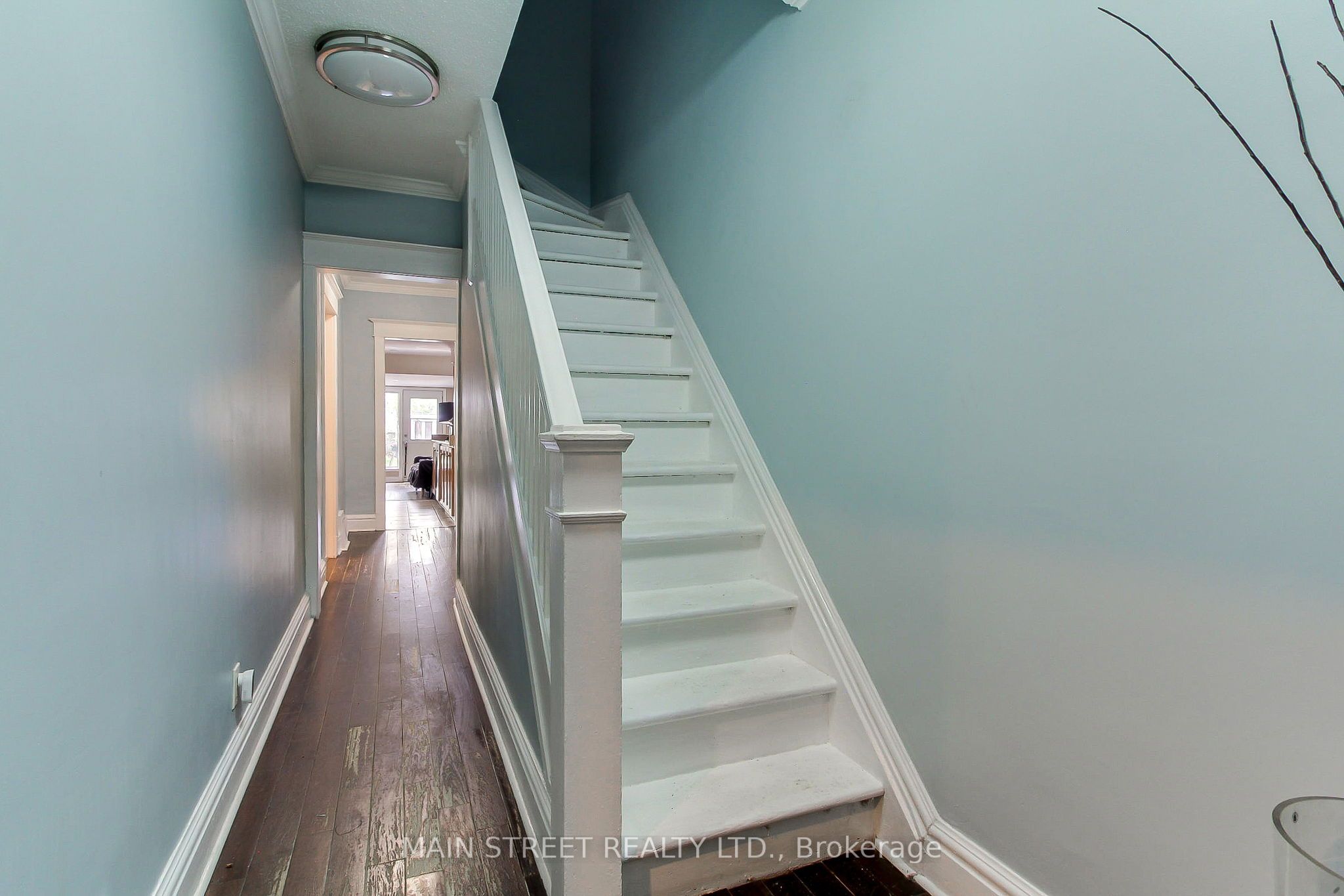 19 Macdonald Street, Toronto, ON, M8V 1Y3 photo 4