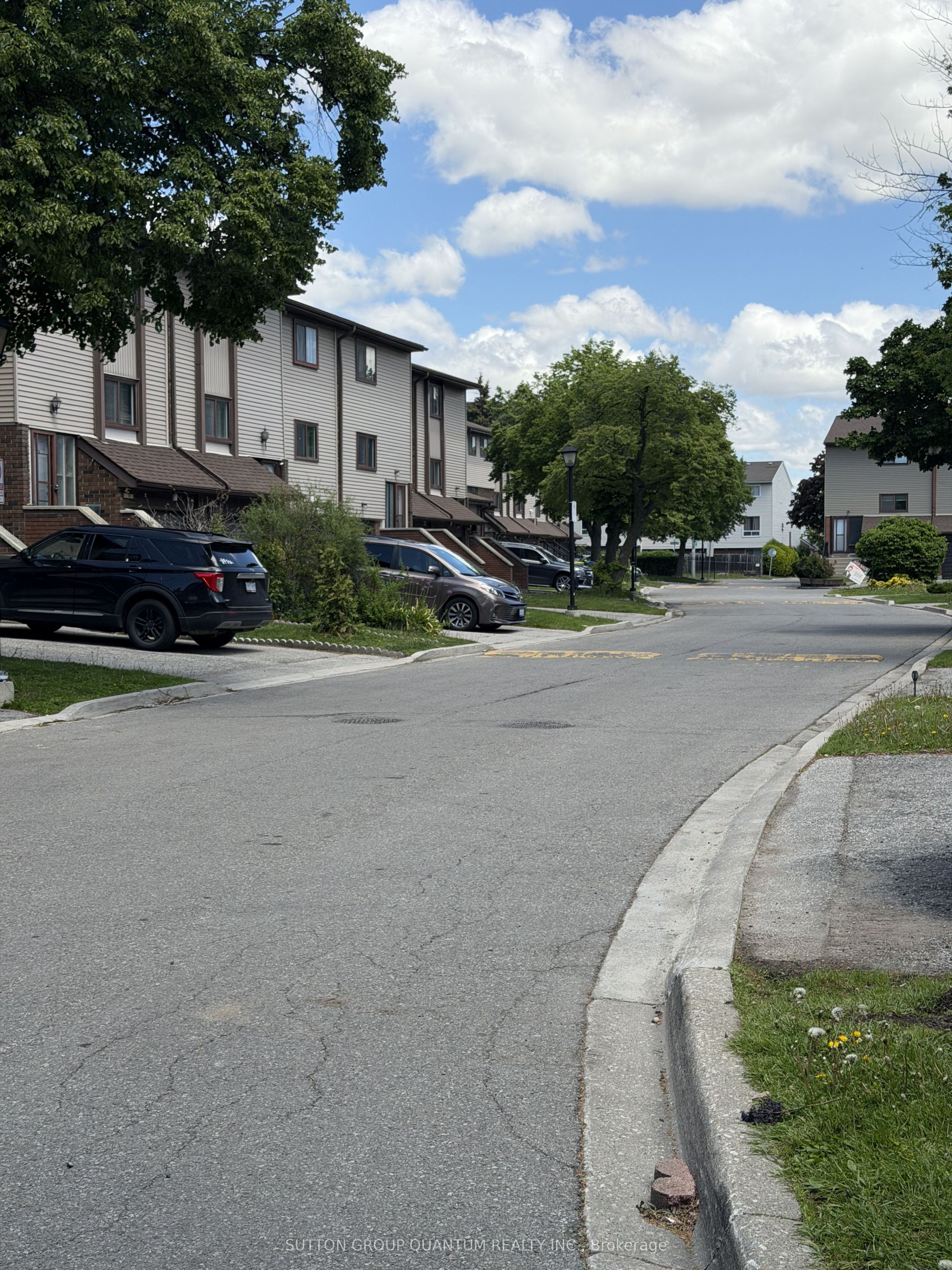 48 Carleton Place S, Brampton, ON, L6T 3Z4 photo 3