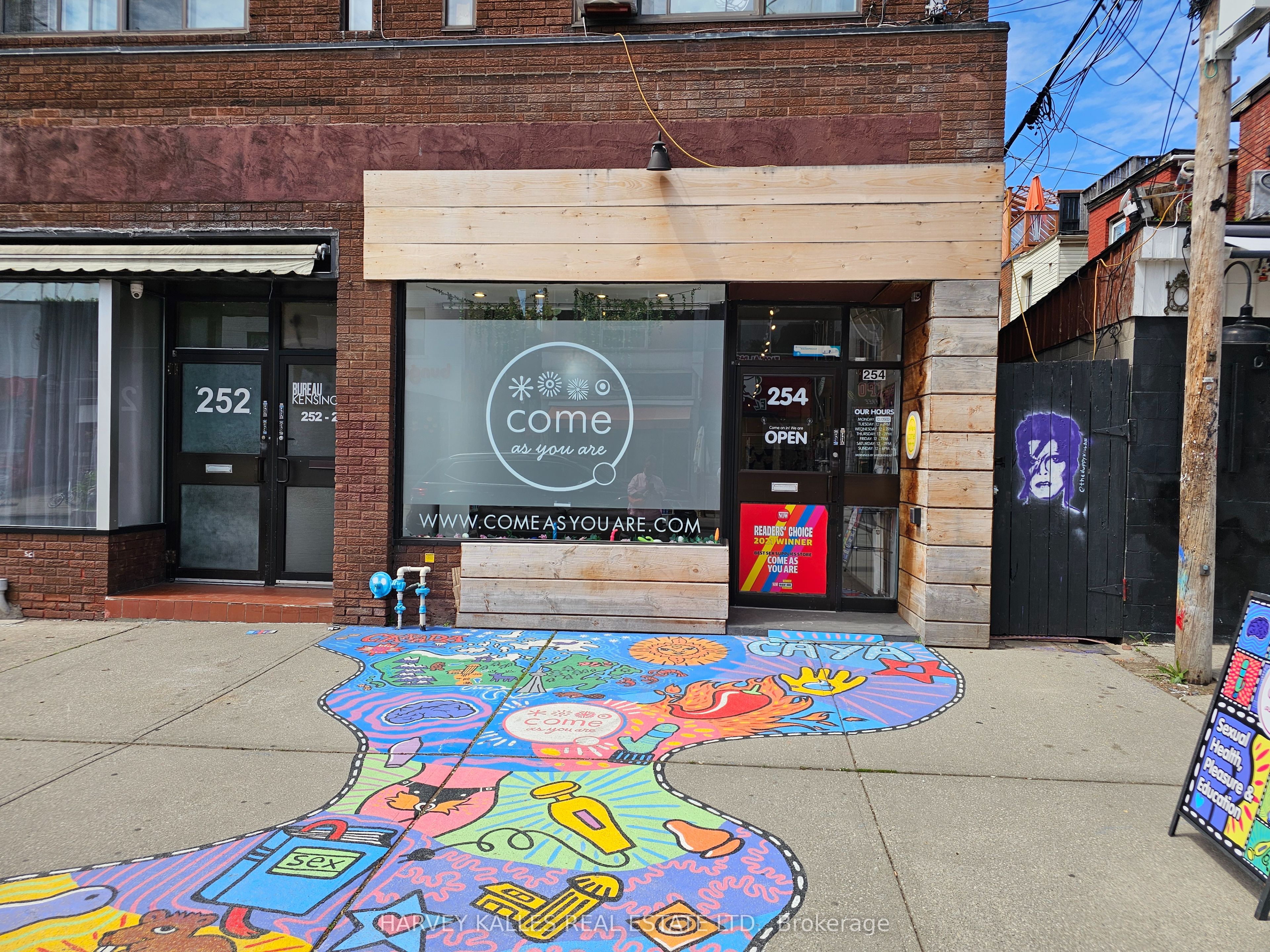ground Floor-254 Augusta Avenue, Toronto, ON, M5T 2L7