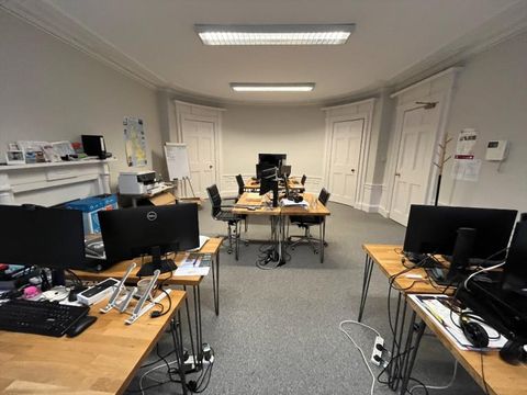 Walker Street, Edinburgh EH3, Office to rent