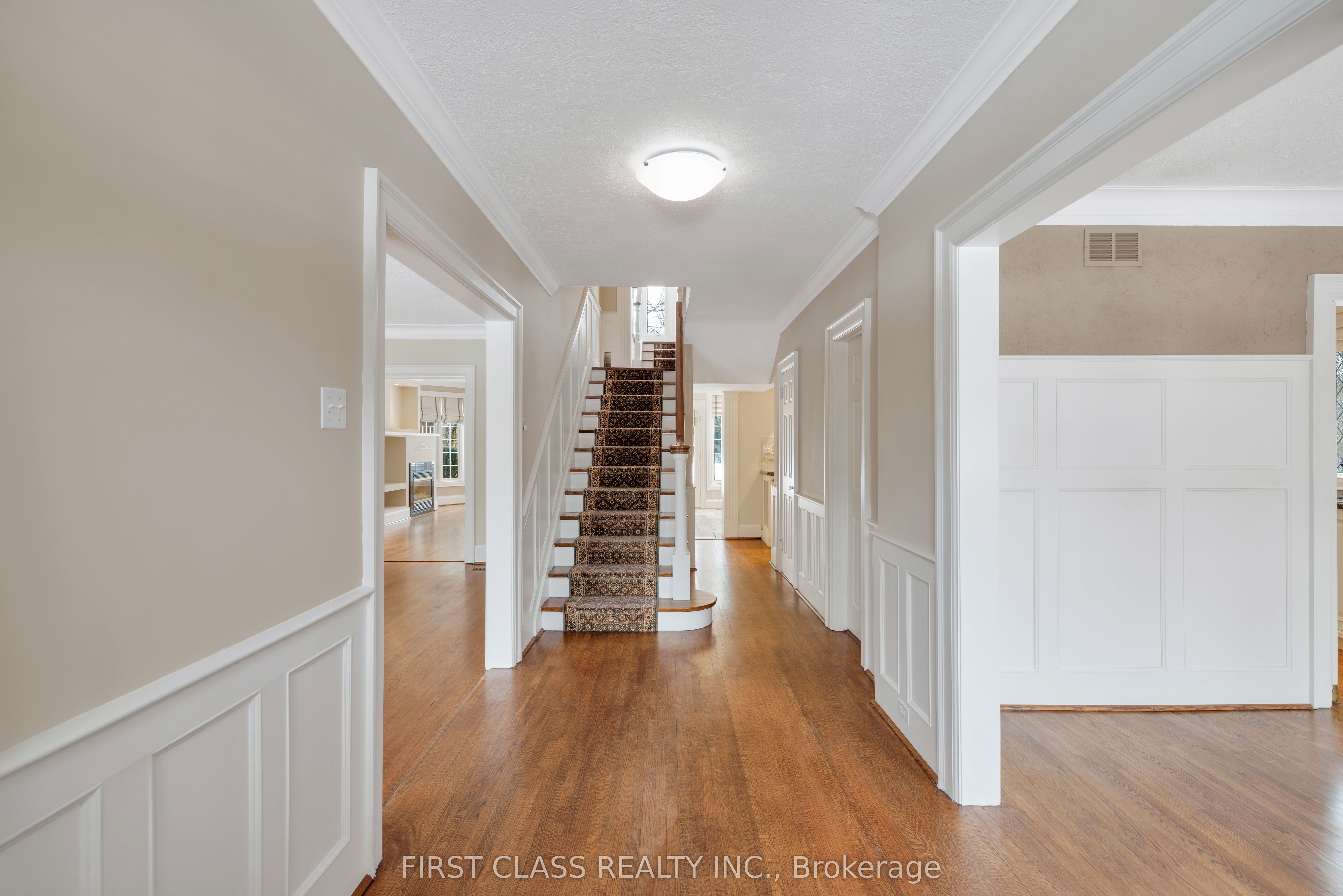 80 Douglas Drive, Toronto, ON, M4W 2B4 photo 3