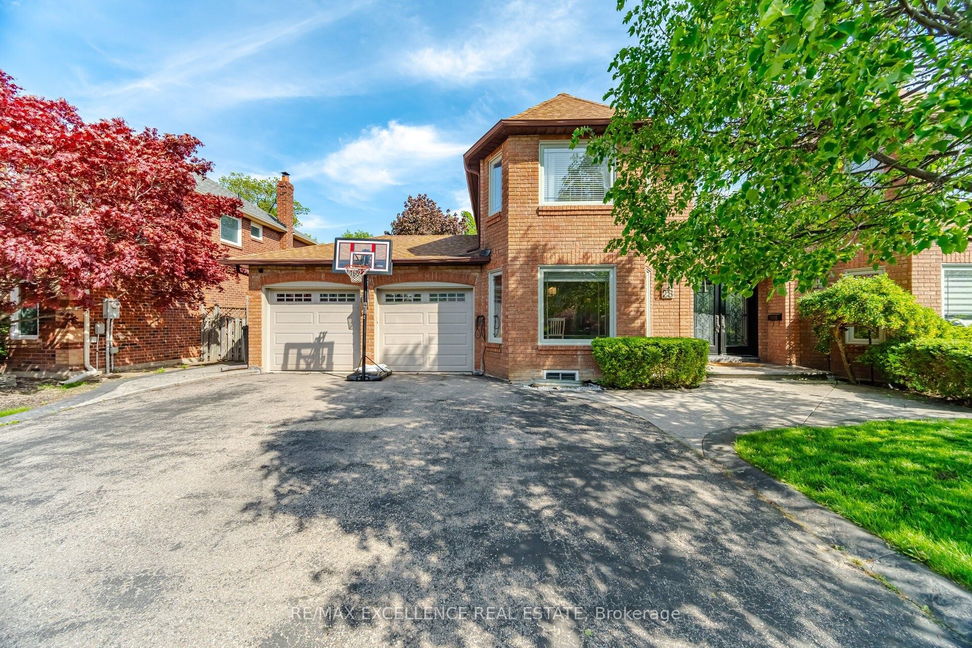 28 Ridelle Court, Brampton, ON, L6Z 4M2