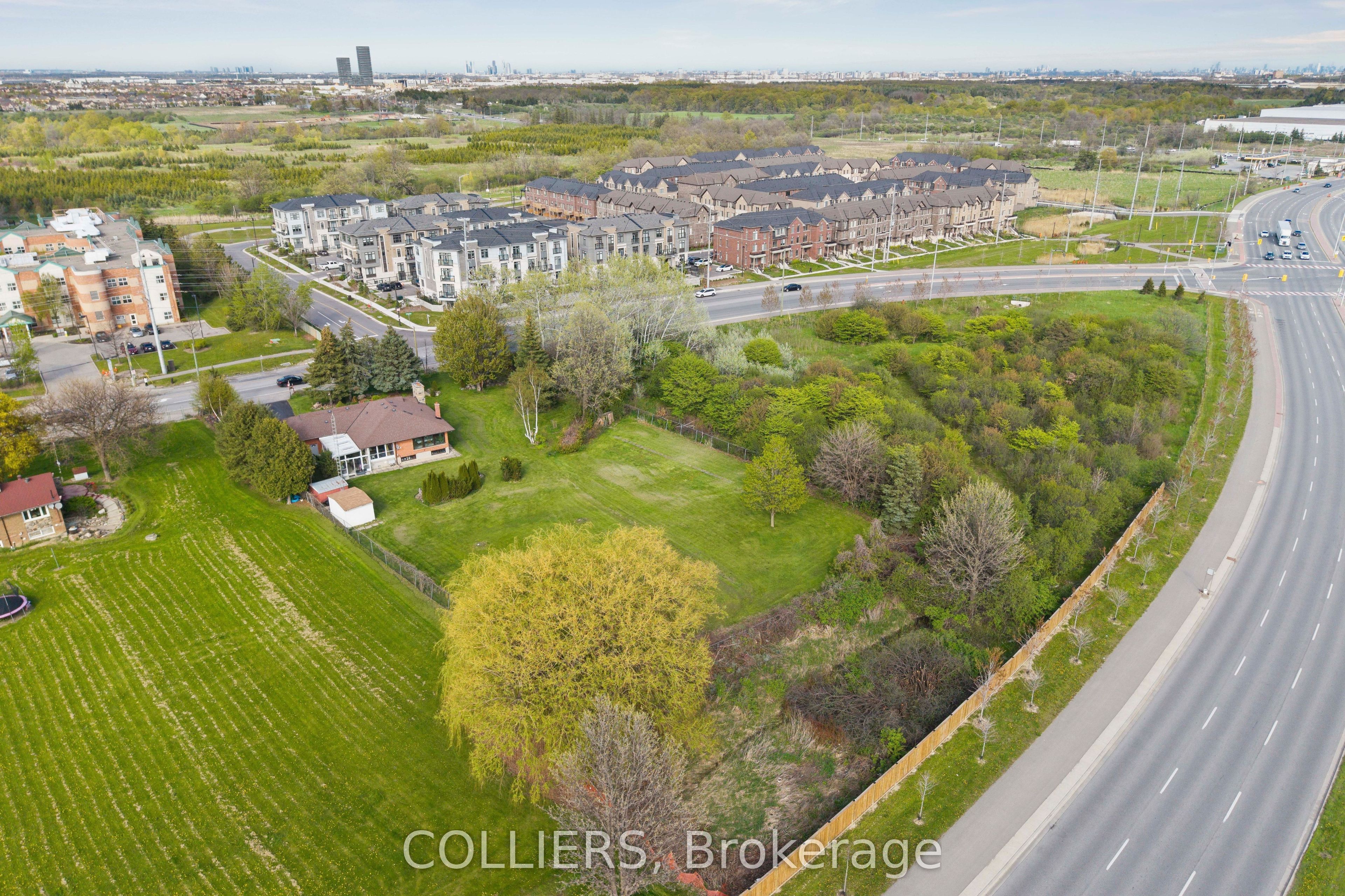 9186 Goreway Drive, Brampton, ON, L6P 0M7 photo 2