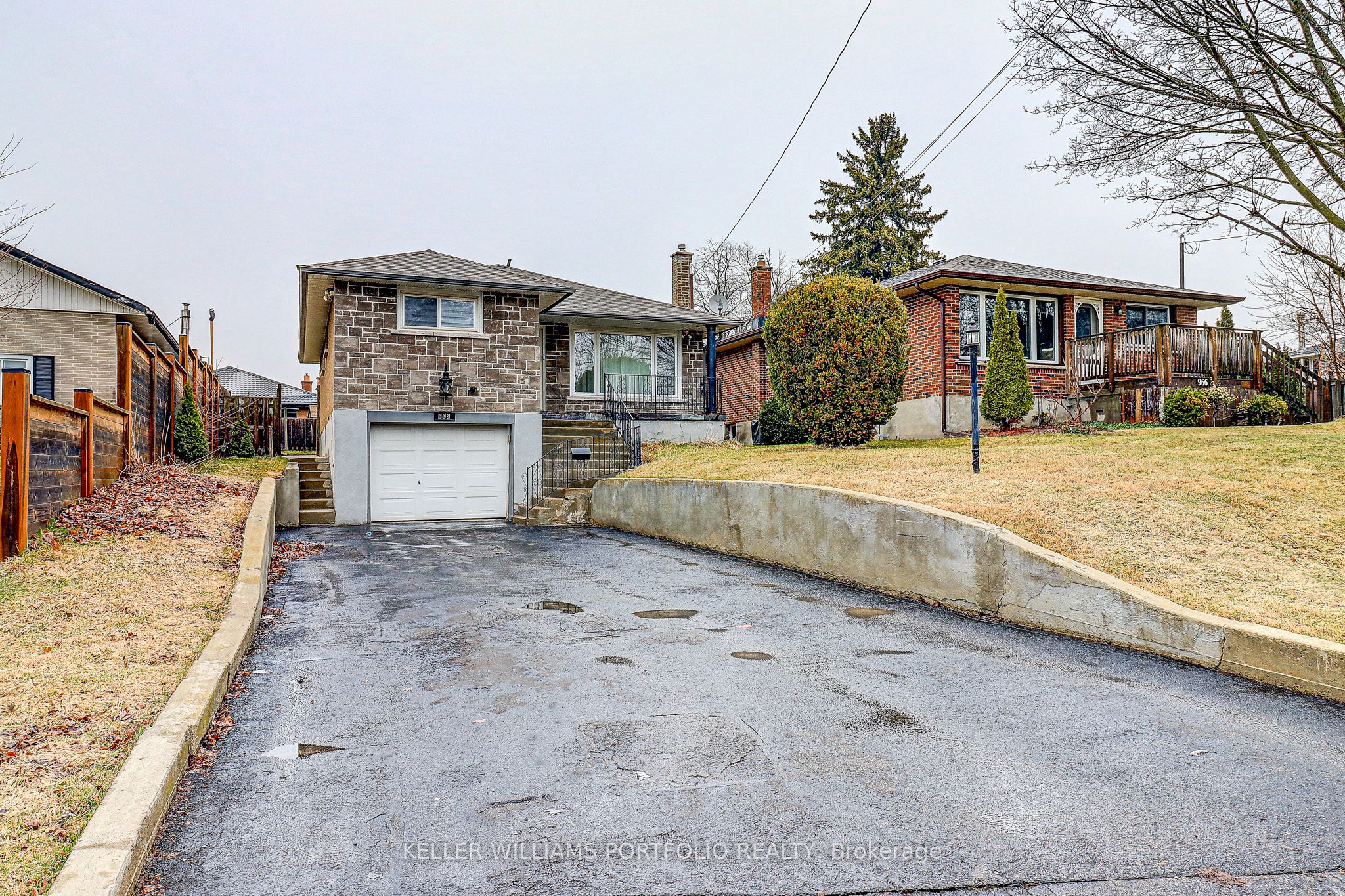 Lower Unit-962 Willowdale Avenue, Oshawa, ON, L1H 1W4