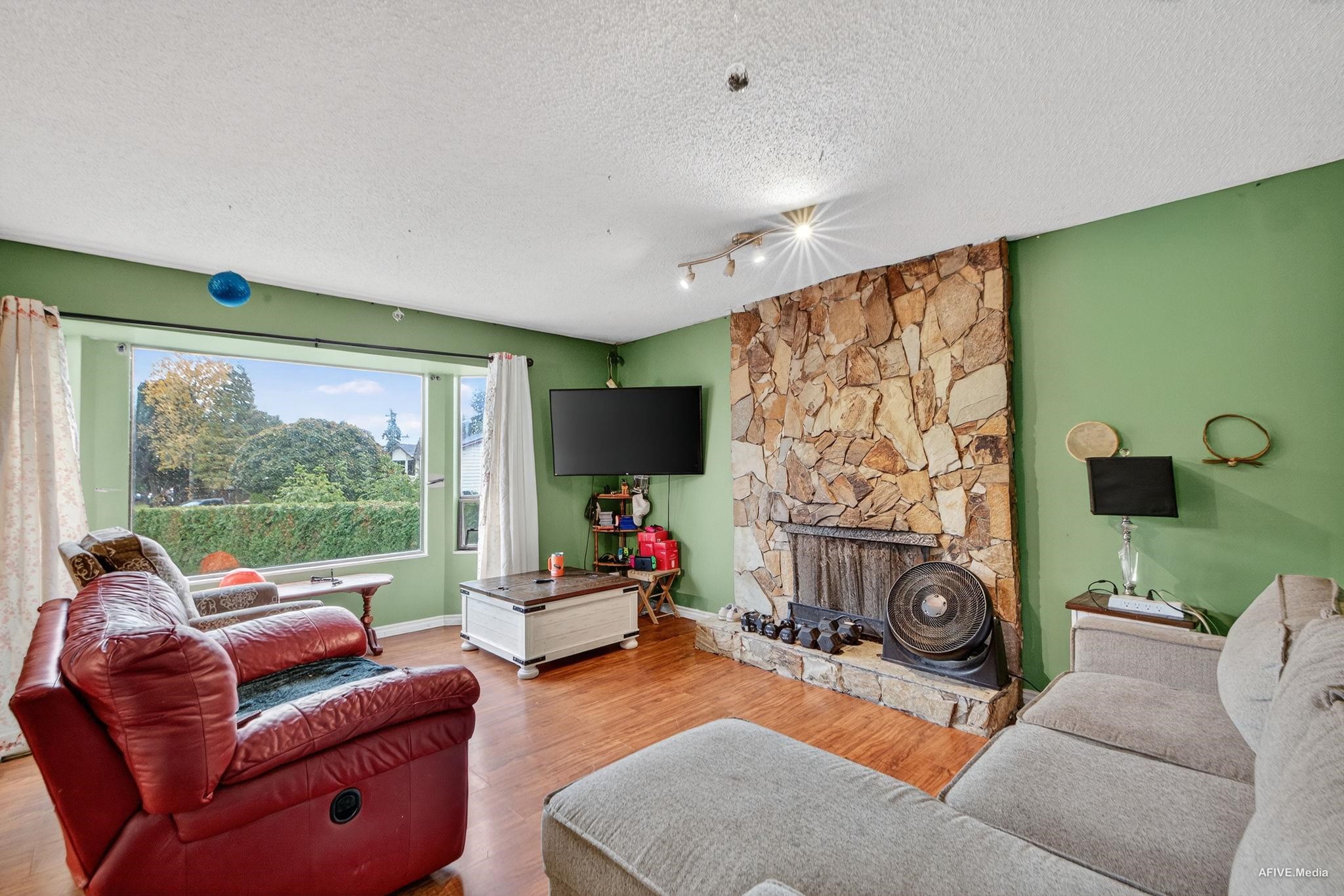 Additional image 5 of 7253 140a Street, Surrey, BC, V3W 7N4