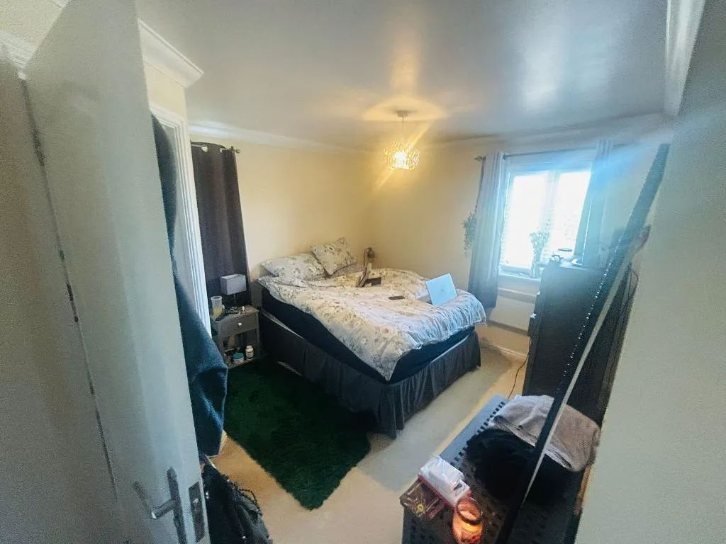 2 bed flat for saleMallard Crescent, Iwade, Sittingbourne ME9 photo 5
